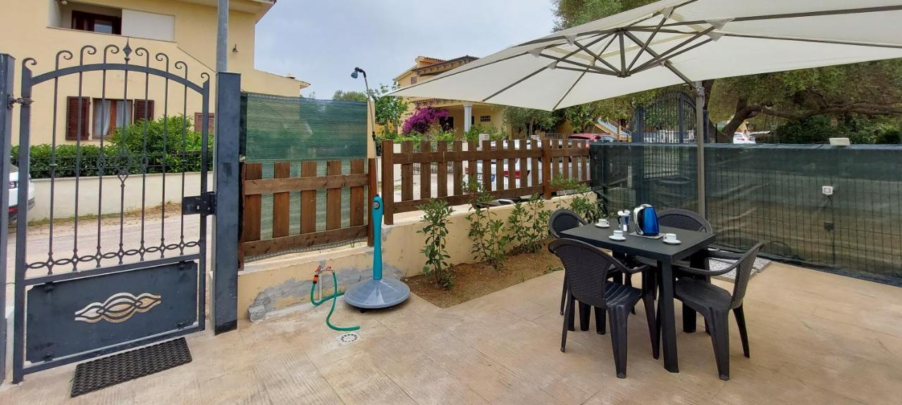 Appartamento Brigida Bilocale 3 Posti Vicino Al Centro San Teodoro  Kültér fotó